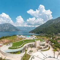 Flat in the suburbs, at the seaside in Montenegro, Kotor, 59 sq.m.