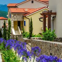 Apartment at the seaside in Montenegro, Tivat, Radovici, 109 sq.m.