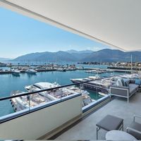 Apartment at the seaside in Montenegro, Tivat, 162 sq.m.