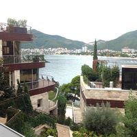 Apartment at the seaside in Montenegro, Budva, 76 sq.m.