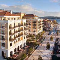 Apartment at the seaside in Montenegro, Tivat, 221 sq.m.