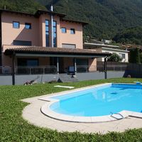 Villa in the suburbs in Switzerland, Lugano, 300 sq.m.