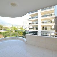 Apartment at the seaside in Turkey, Alanya, 110 sq.m.