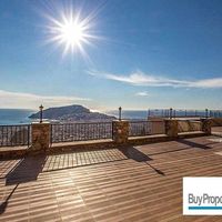 Penthouse at the seaside in Turkey, Alanya, 200 sq.m.