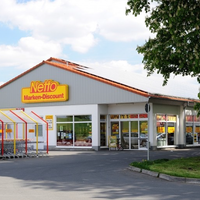 Shop in the suburbs in Germany, Brandenburg, 5210 sq.m.
