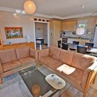 Апартаменты в пригороде, у моря в Турции, Аланья, 100 кв.м.