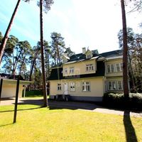 Дом в Латвии, Юрмала, Стирнурагс, 400 кв.м.