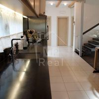 Дом в Латвии, Юрмала, Дзинтари, 318 кв.м.