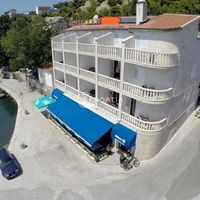 Другая коммерческая недвижимость в Хорватии, Сплитско-Далматинска, Омиш