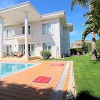 Villa in Turkey, Antalya, 450 sq.m.