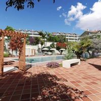 Apartment in the mountains, in the suburbs, at the seaside in Spain, Andalucia, Marbella, 164 sq.m.