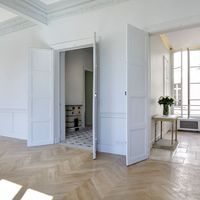 Flat in France, Ile-de-France, Paris, 86 sq.m.