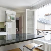 Квартира в большом городе во Франции, Париж, 86 кв.м.