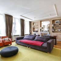 Flat in the big city in France, Paris, 245 sq.m.