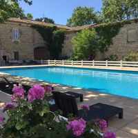 Hotel in the suburbs in France, Nimes, 600 sq.m.