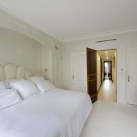 Flat in the big city in France, Paris, 160 sq.m.