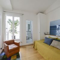 Квартира в большом городе во Франции, Париж, 70 кв.м.