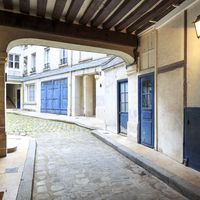 Квартира в большом городе во Франции, Париж, 70 кв.м.