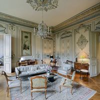 Квартира в большом городе во Франции, Париж, 160 кв.м.