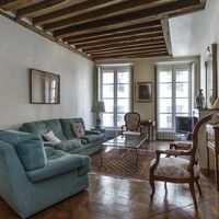 Квартира в большом городе во Франции, Париж, 90 кв.м.