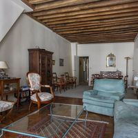 Квартира в большом городе во Франции, Париж, 90 кв.м.