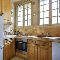 Квартира в большом городе во Франции, Париж, 90 кв.м.