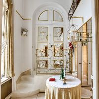 Квартира в большом городе во Франции, Париж, 68 кв.м.