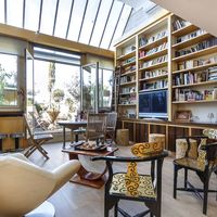 Квартира в большом городе во Франции, Париж, 100 кв.м.