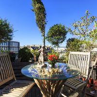 Квартира в большом городе во Франции, Париж, 100 кв.м.