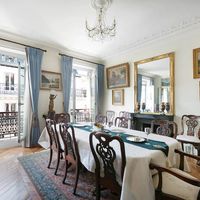 Flat in the big city in France, Paris, 300 sq.m.