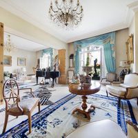 Квартира в большом городе во Франции, Париж, 206 кв.м.