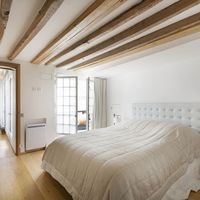 Flat in the big city in France, Paris, 125 sq.m.