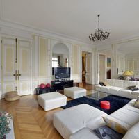 Квартира в большом городе во Франции, Париж, 236 кв.м.