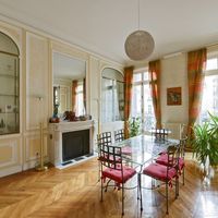 Квартира в большом городе во Франции, Париж, 236 кв.м.