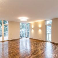 Flat at the spa resort, in the forest, at the seaside in Latvia, Jurmala, Bulduri, 100 sq.m.