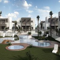 Bungalow in the big city, at the seaside in Spain, Comunitat Valenciana, Torrevieja, 75 sq.m.