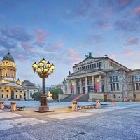 Отель (гостиница) в большом городе в Германии, Берлин, 2200 кв.м.