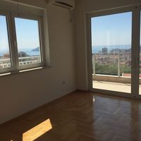 Квартира в большом городе в Черногории, Будва, 77 кв.м.