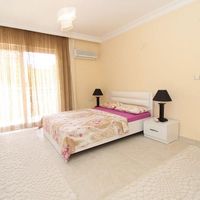 Apartment in the suburbs, at the seaside in Turkey, Alanya, 120 sq.m.