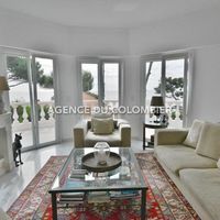 House in France, Antibes, 220 sq.m.
