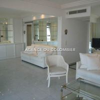 Flat in France, Antibes, 90 sq.m.