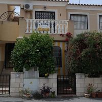 Дом у озера, в пригороде в Испании, Валенсия, Торревьеха, 51 кв.м.