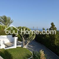 Apartment at the seaside in Republic of Cyprus, Lemesou, 500 sq.m.