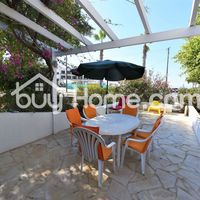 Apartment at the seaside in Republic of Cyprus, Eparchia Larnakas, 100 sq.m.