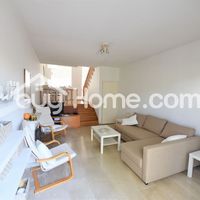 Apartment at the seaside in Republic of Cyprus, Eparchia Larnakas, 100 sq.m.