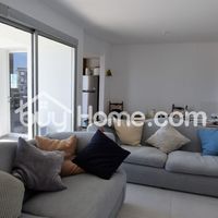 Апартаменты у озера на Кипре, Ларнака, 133 кв.м.