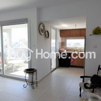 Апартаменты у озера на Кипре, Ларнака, 133 кв.м.