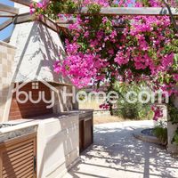 Apartment in Republic of Cyprus, Lemesou, 285 sq.m.