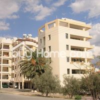 Апартаменты у озера на Кипре, Ларнака, 363 кв.м.