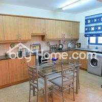 Apartment in Republic of Cyprus, Eparchia Larnakas, 138 sq.m.